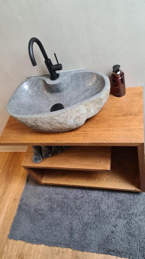 Bunter Hirsch Ferienwohnung Im Garmischer Zentrum Exteriör bild
